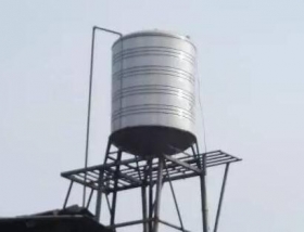 屋頂水箱